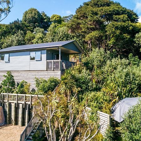 Treetop Retreat - Onetangi Holiday Home Kültér fotó
